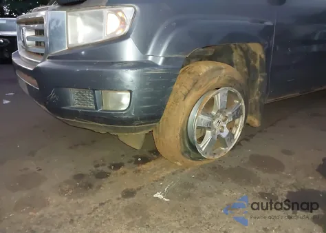 2013 Honda Ridgeline Rts from USA, damaged, VIN 5FPYK1F48DB008102